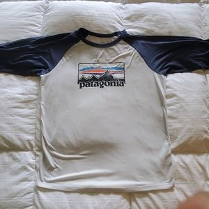 Patagonia logo tee, 3/4 sleeve, XXL 16/18